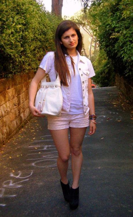 Outfit: White and Light Pink