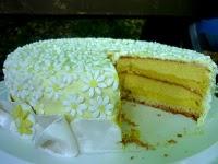 Torta al limone decorata