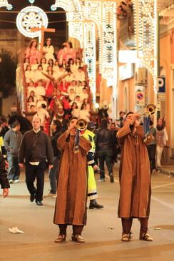 Reportage: Il carro di sant’Elena a Galatone