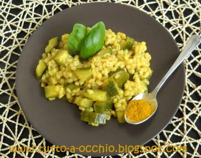 Son tornata! - Orzotto con zucchine e curry