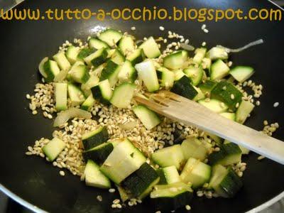 Son tornata! - Orzotto con zucchine e curry