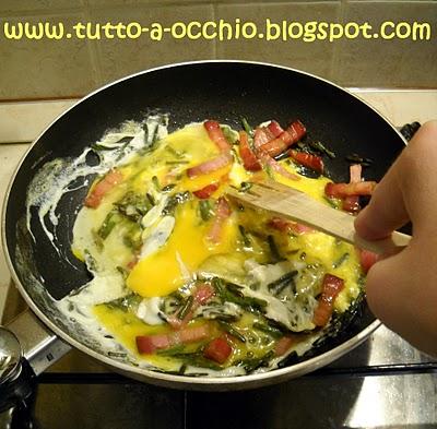 WHB #276 - Uova strapazzate con asparagi di bosco