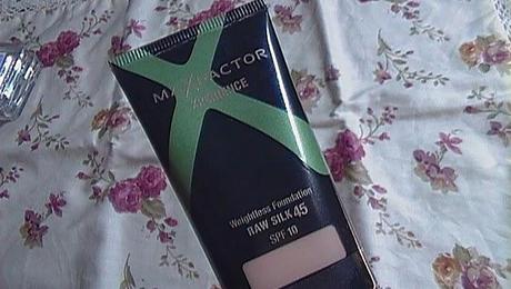 Review: Fondotinta MAX FACTOR XPERIENCE