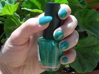 Recensione: Jade is new Black e Top Coat (OPI Italia 1° BLOG CONTEST)