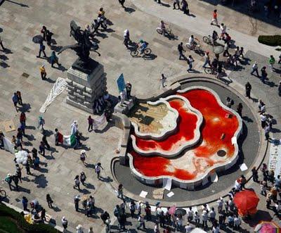 FOTO DEL GIORNO 9 MAGGIO 2011 : MESSICANI A CITTà DEL MESSICO MANIFESTANO CONTRO I NARCOS E LA VIOLENZA