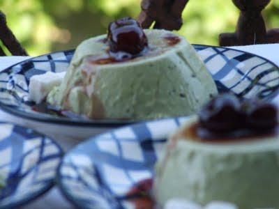 Panna cotta al tè verde Matcha