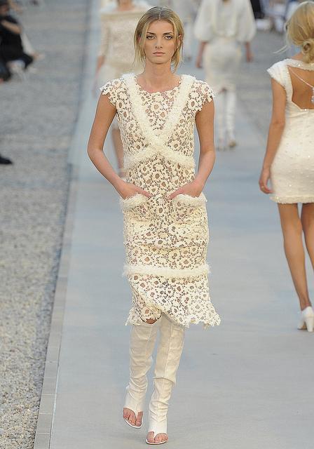 chanel_resort_2012_runway_054_183621696459