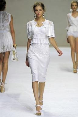 Trend Report: White all White