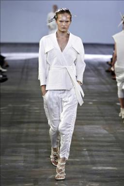 Trend Report: White all White