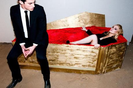 lindsay-lohan-vampire-michael-trevino-05