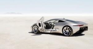 Jaguar lancia la supercar ibrida