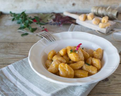 GNOCCHI DI ZUCCA,BURRO E SALVIA GNOCCHI DI ZUCCA,BURRO E SALVIA