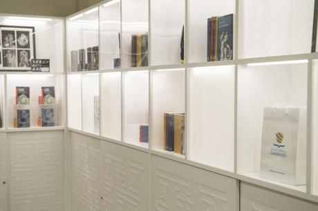 TRADIZIONE E INNOVAZONE SI CONIUGANO NEL NUOVO BOOKSHOP DEL MUSEO CAPPELLA SANSEVERO DI NAPOLI TRADIZIONE E INNOVAZONE SI CONIUGANO NEL NUOVO BOOKSHOP DEL MUSEO CAPPELLA SANSEVERO DI NAPOLI