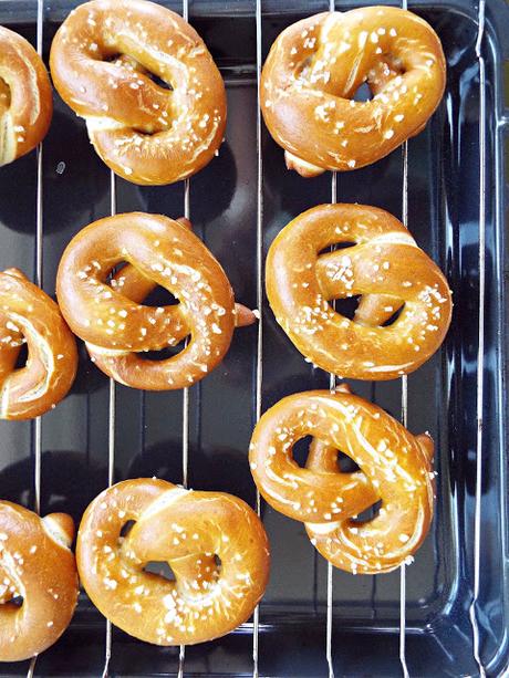 Bretzel con lievito madre Bretzel con lievito madre