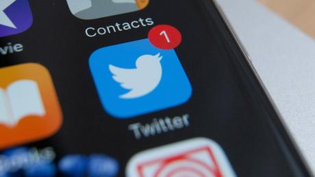 Wall Street premia Twitter che ammette l’errore sul totale degli utenti Wall Street premia Twitter che ammette l’errore sul totale degli utenti