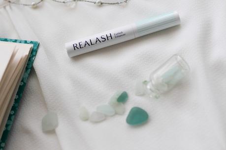 Ciglia più lunghe e più forti con Realash di Orphica! Ciglia più lunghe e più forti con Realash di Orphica!