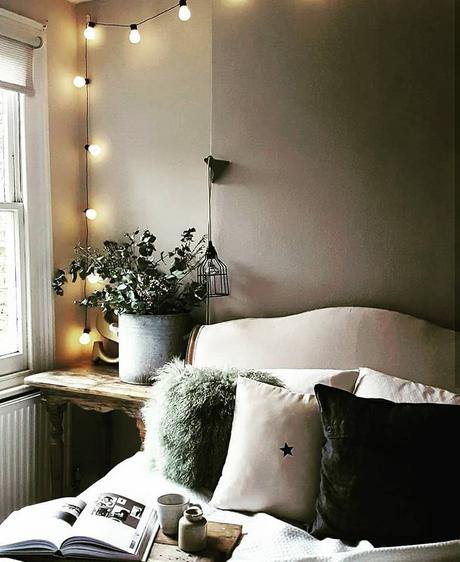Stile scandinavo per una bella casa londinese L'immagine può contenere: tabella e spazio al chiuso