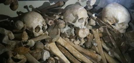 Come l’Italia celebra i morti: 3 ossuari del Sud Italia Come l’Italia celebra i morti: 3 ossuari del Sud Italia