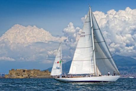 Prove Gratuite a Mare di Vela al Circolo Savoia a Napoli Prove Gratuite a Mare di Vela al Circolo Savoia a Napoli