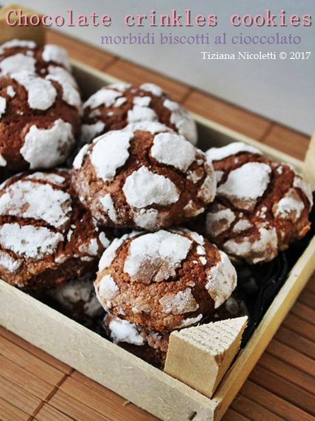 Chocolate crinkles cookies Chocolate crinkles cookies