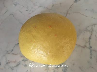Piccole zucche di pan briosche per Halloween Piccole zucche di pan briosche per Halloween