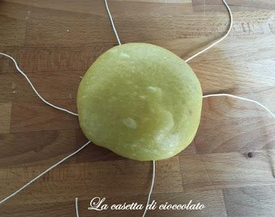 Piccole zucche di pan briosche per Halloween Piccole zucche di pan briosche per Halloween