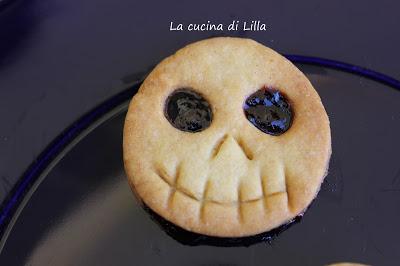 Halloween: Biscotti scheletro per Halloween Halloween: Biscotti scheletro per Halloween