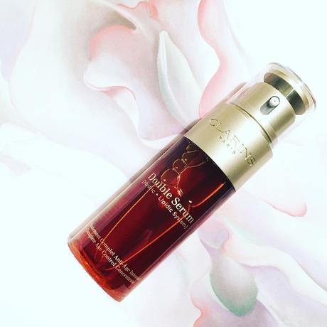 SKINCARE • CLARINS • DOUBLE SERUM - Trattamento intensivo antiage SKINCARE • CLARINS • DOUBLE SERUM - Trattamento intensivo antiage