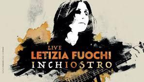 Con Letizia l'inchiostro è musica e poesia Con Letizia l'inchiostro è musica e poesia