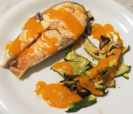 |⇨ Salmone al forno con emulsione di pomodorini Salmone al forno con emulsione di pomodorini