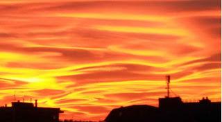 Tramonto spettacolare su Milano Tramonto spettacolare su Milano