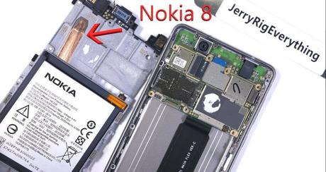 Nokia 8 protagonista di un video teardown Nokia 8 protagonista di un video teardown