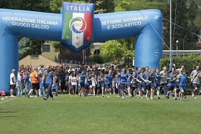 Premiate a Coverciano le quattro classi vincitrici del progetto ‘Un Goal per la Salute’ Premiate a Coverciano le quattro classi vincitrici del progetto ‘Un Goal per la Salute’
