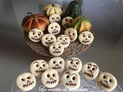 Biscotti mostruosi per Halloween Biscotti mostruosi per Halloween