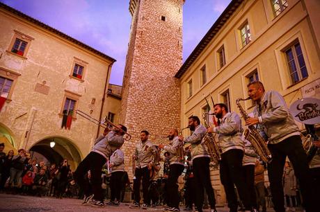 Un fine settimana di successo per la ventesima edizione di Frantoi Aperti in Umbria Un fine settimana di successo per la ventesima edizione di Frantoi Aperti in Umbria