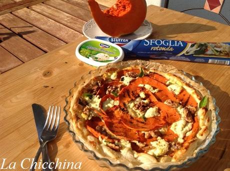 Sfogliata con zucca, mousse di formaggio alle erbe e noci Sfogliata con zucca, mousse di formaggio alle erbe e noci