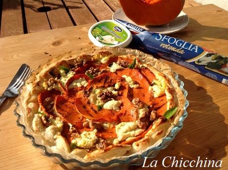Sfogliata con zucca, mousse di formaggio alle erbe e noci Sfogliata con zucca, mousse di formaggio alle erbe e noci