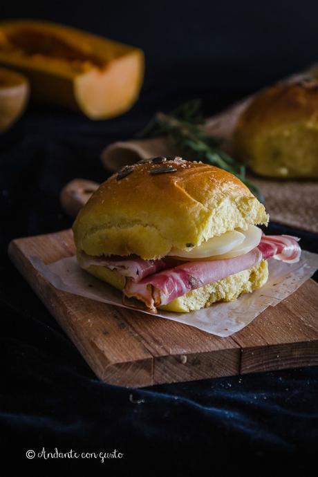 Panini di zucca per... Panini zucca per...