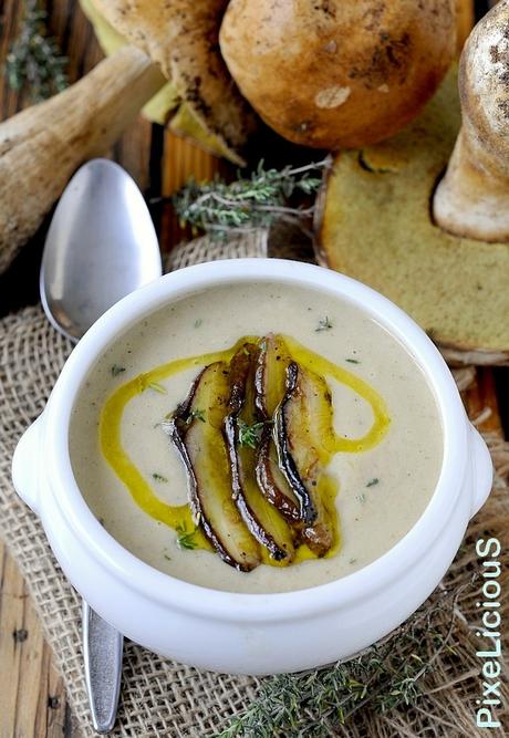 Vellutata di Funghi Porcini e Patate Vellutata di Funghi Porcini e Patate