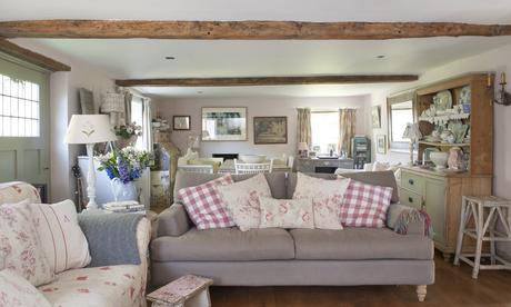 Un romantico cottage nel Surrey Un romantico cottage nel Surrey