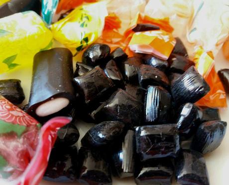 Le caramelle peggiori per la nostra salute? Quelle alla liquirizia Le caramelle peggiori per la nostra salute? Quelle alla liquirizia