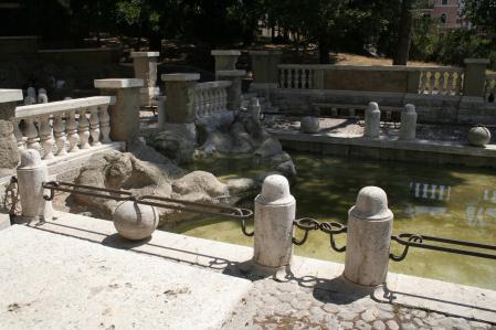 Fontana del Ninfeo – Parco del Monte Oppio Fontana del Ninfeo – Parco del Monte Oppio