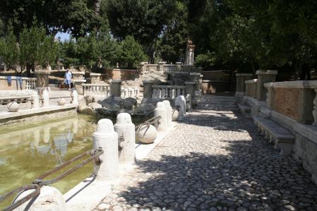 Fontana del Ninfeo – Parco del Monte Oppio Fontana del Ninfeo – Parco del Monte Oppio