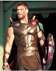 Thor Ragnarok – Recensione Ignorante Thor Ragnarok – Recensione Ignorante