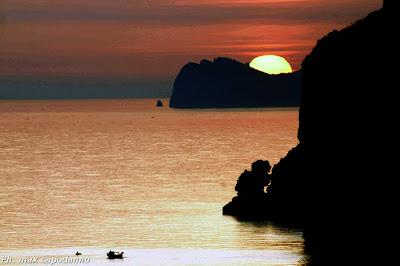 POSITANO : Inverno. Alberghi e ristoranti Aperti e chiusi. POSITANO : Inverno. Alberghi e ristoranti Aperti e chiusi.