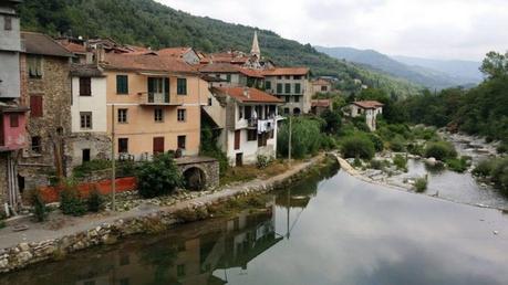 Liguria: l’aglio di Vessalico in una fiera lunga 257 anni Liguria: l’aglio di Vessalico in una fiera lunga 257 anni