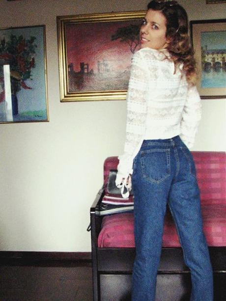OOTD: Embroidered Jeans & Lace Top OOTD: Embroidered Jeans & Lace Top