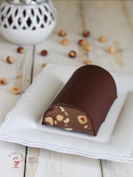 Torrone dei morti alle nocciole e cioccolato Torrone dei morti alle nocciole e cioccolato