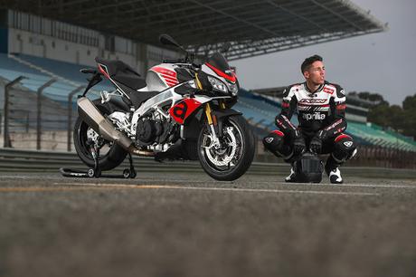 Aprilia Tuono V4 1100 RR 2017 Aprilia Tuono V4 1100 RR 2017