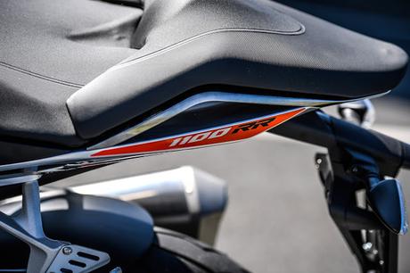 Aprilia Tuono V4 1100 RR 2017 Aprilia Tuono V4 1100 RR 2017